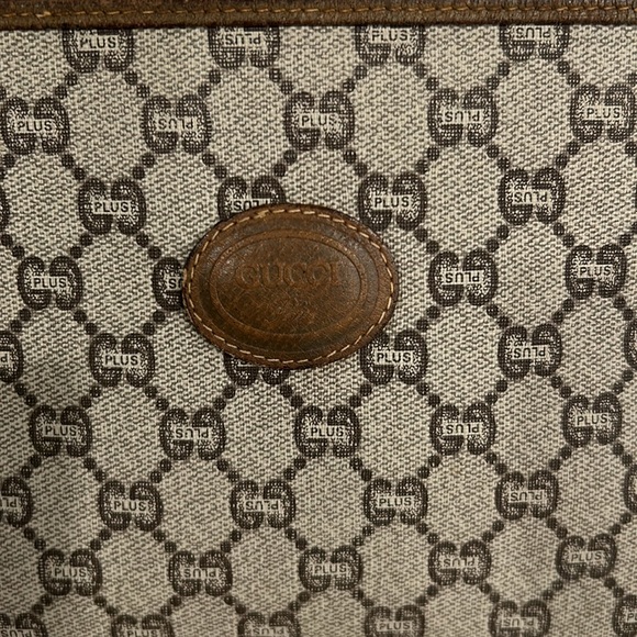 Gucci Plus Vintage Clutch - Picture 2 of 11
